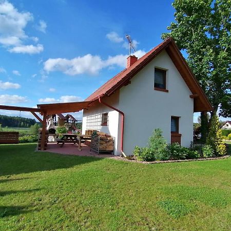 Domek Czerwony Kapturek Villa Plocice Buitenkant foto