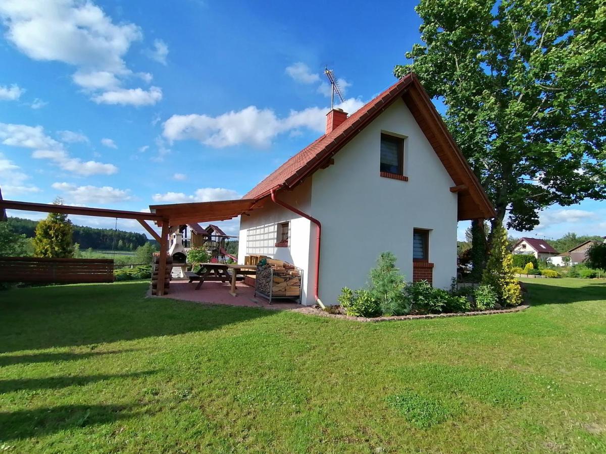 Domek Czerwony Kapturek Villa Plocice Buitenkant foto