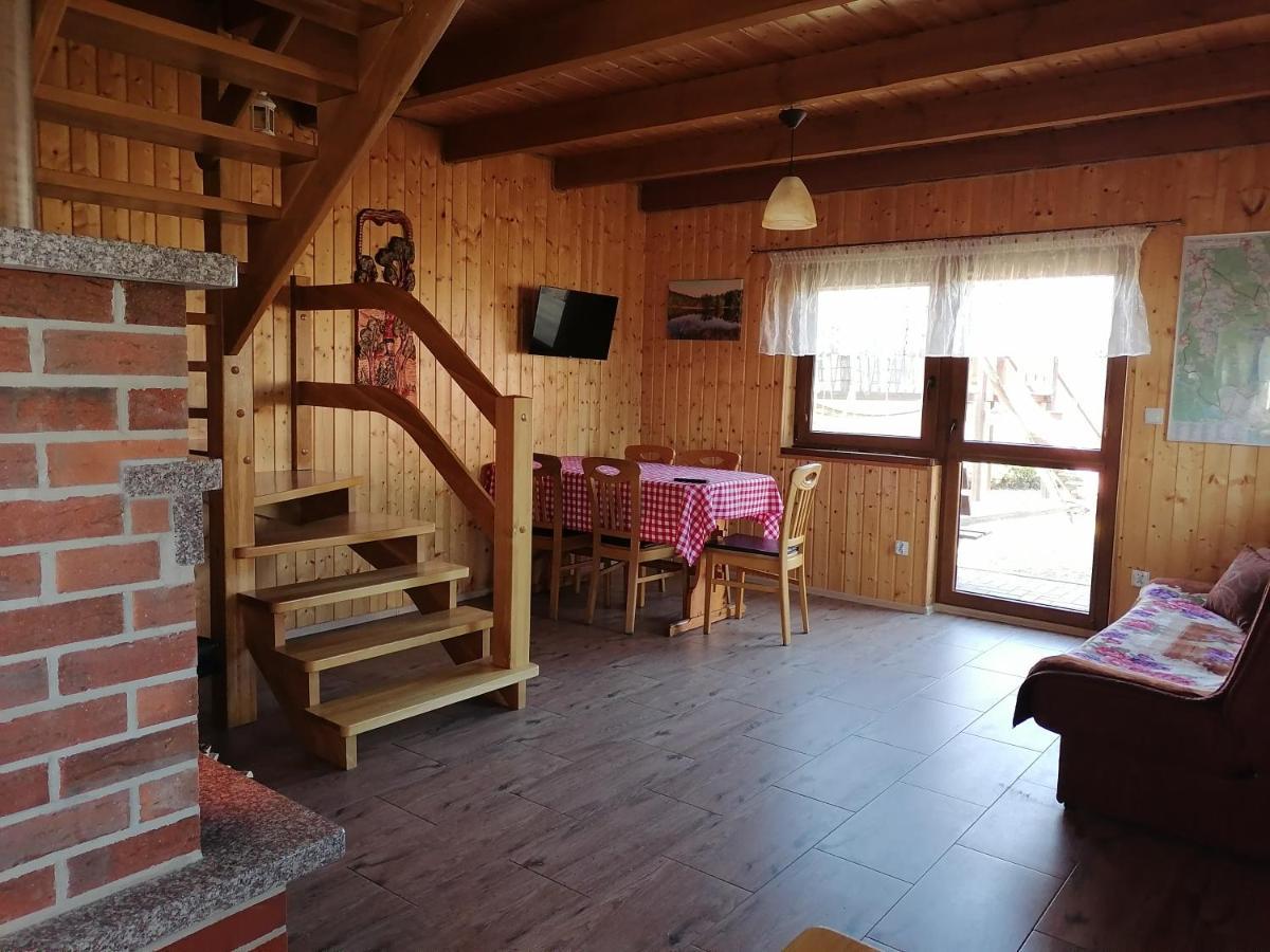 Domek Czerwony Kapturek Villa Plocice Buitenkant foto