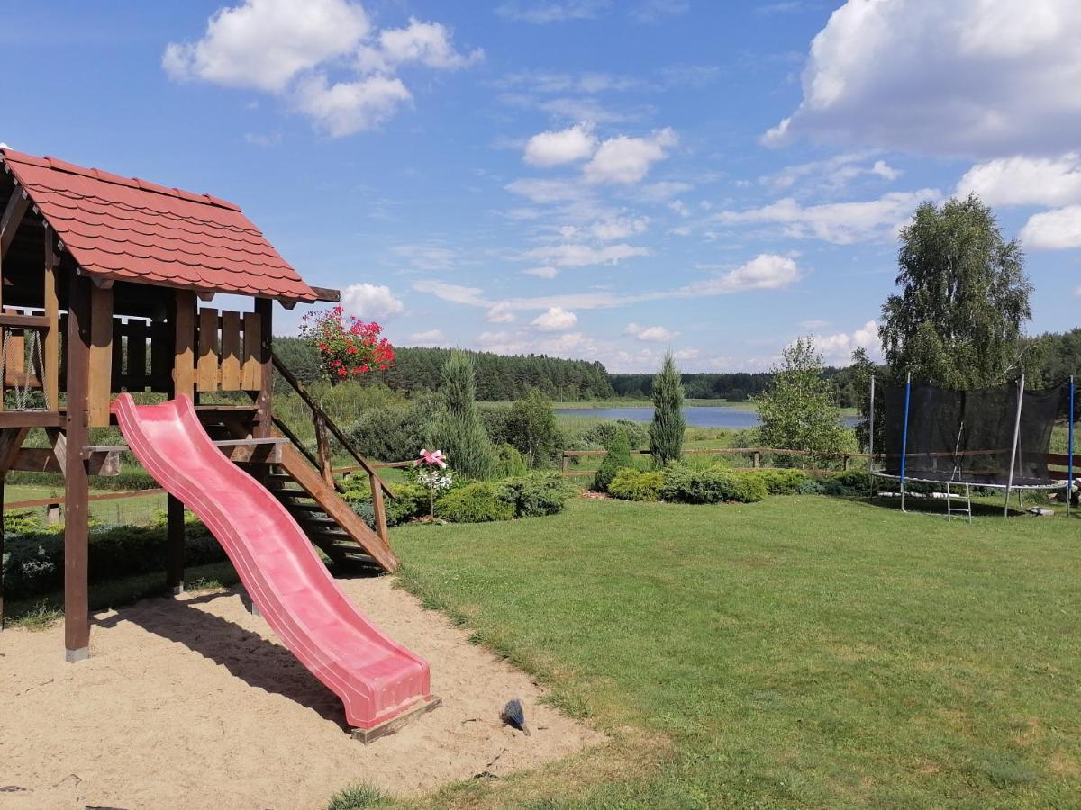 Domek Czerwony Kapturek Villa Plocice Buitenkant foto